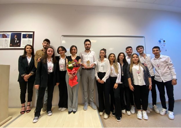 Kocaeli Üniversitesi İşletme Kulübü